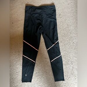 Sweaty Betty Zero Gravity navy 7/8 run 🏃🏻‍♀️ Leggings with Pink Accents EUC SZ L